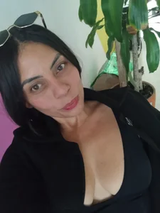 Violettaluxxe's XXX Nude Photo 3