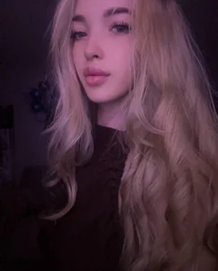 ClareKoff Public Pic 2