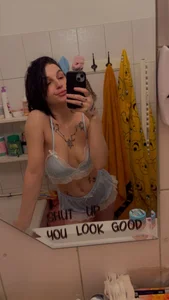 MoonAgnes: Do you want too see me without makeup?! ( 2 фото)