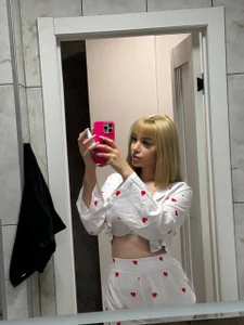 KateDolphin Pajamal mood Immagine 