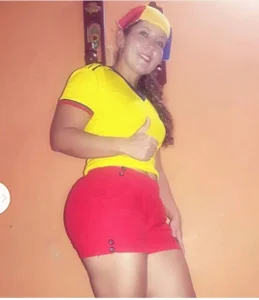 camile_milf kullanıcısının Guys " here Colombian mommy " albümü -  4 fotoğraf