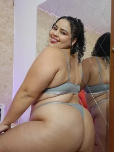 MelannieSimons ass Pic