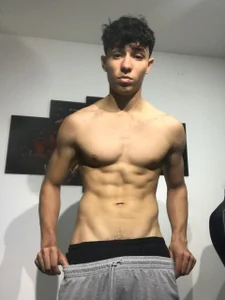 enzo_sloran: Public ( фото)