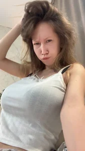 JaclynAronow A little something Pic