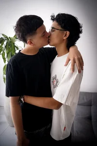 Twink_Dennis First Impression ✨ Pic 3