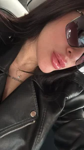 Public de ellaarievilo  Imagens