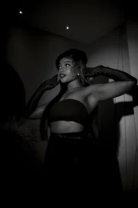 SavannahStorm Session 1: Elegant Black Pic 8