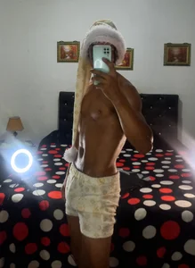 JaMell61 🎄🎅🏽✨️ Hình 6