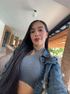 Alessia-Rouge Public Billede 7