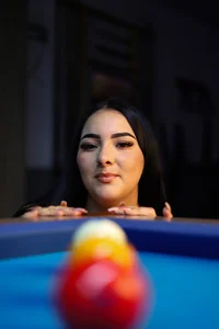 sofiacaramel Love me slowly.  4টি ছবি