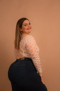 jade_cruz20 Public Pic 2