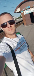 . de Ethan_G_  3 Imagens