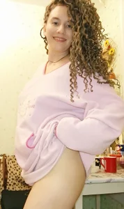 Marlan_Vagner Red dress and pink pyjama Pic