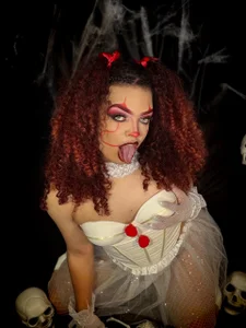 KarineWine 🤡 Naughty Killer Clown 🔪 Hình 3