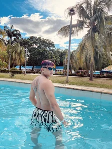 Andy_millerr: Pool day ( 4 фото)