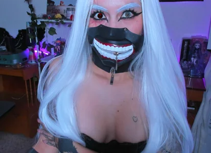 _sakae_ Kaneki tokio Ghoul Pic 2