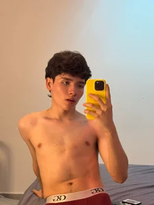 lucaaray Public Hình 4