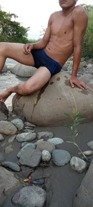 tayson_のHere the river sees my cum, my big cock 23cmの 7枚の写真