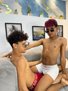 Public de YUMMY_BOYS3  4 Imagens