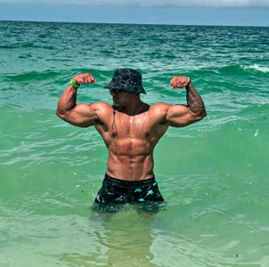 Gym time de CallumMuscle  7 photos