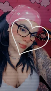 camilita_hurtadoo kiss Billede 4