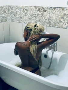 xSATIVAx Soapy 🫧🧼wet, cum join me 💦 Pic