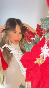 _laura_02 kullanıcısının I love Christmas and that's why I put up my little tree. I can't wait to see the presents on it.🎁🎄 albümü -  5 fotoğraf