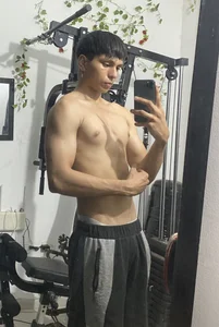 Misaki2007のMy progress in the gym 💪の 5枚の写真