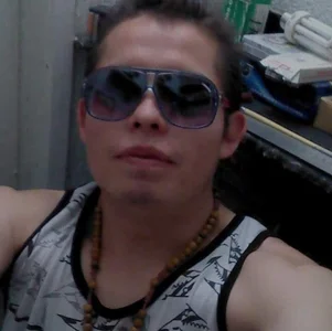 PitudoWuero Yo টি ছবি