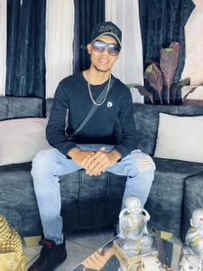 MAICOL👾😈 de DesiresOfOlympus_  3 photos