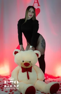 Zoe_olsenHappy Valentine's Day 💖图片 4