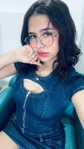 Sofia_villareal How about this dress? รูป  2