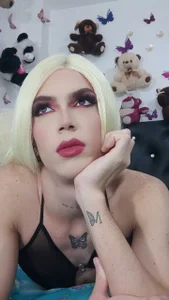 khalany_hadid: sexy ( 3 фото)