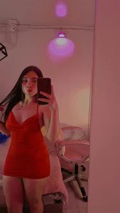 Alaia_wishxのPublicの枚の写真