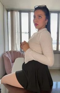 My naughty office 📚😈 od luisa__rosse  2 snímek