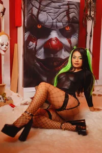 tifanny_turner 👻 Pic 5