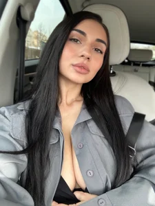 LindaWarners Public Pic 4