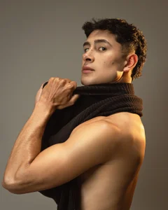 AustinJones_ kullanıcısının Come here and feel my soft skin 🫦 albümü -  5 fotoğraf