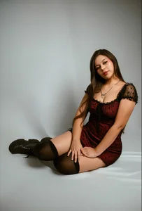 VioletMuller seductive and captivating 💎 - {count, plural, one {תמונה אחת} two {שתי תמונות} many {# תמונות} other {# תמונות}}