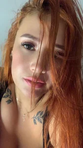 carla_beer new hair style Pic 2