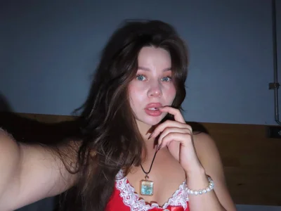 DevonGroszkiewicz Public Pic 2