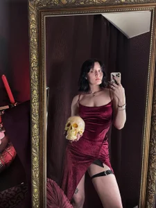 Your Queen de cherry_lilith  6 Imagens