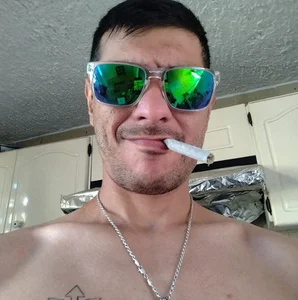 Alexbn12 Public Pic 3