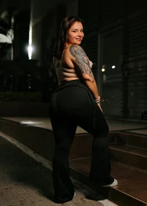 juana_valkiria“claim invisible territories.” 😈 Bild 3