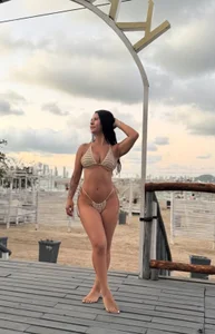 Swweet_Miia1 beach and sea🏖️🌊🩷 Pic 3