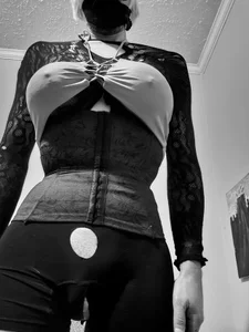 Jillianxxx87's XXX Nude Photo 5
