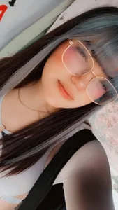 ZoeSkyee_ Public Kuva 3