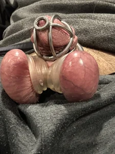 cbtbetaloser kullanıcısının Beta cuck chastity albümü -  5 fotoğraf
