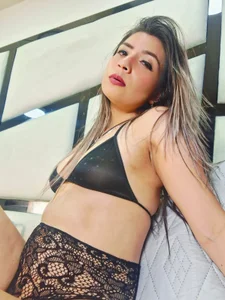 ElizabethAdams_ Looks of pleasure 🥵💦 Pic 5