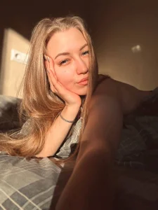 Mia_milleks a hot kiss from Mia صورة واحدة|Mia_milleks a hot kiss from Mia صورتان|Mia_milleks a hot kiss from Mia  4 صور|Mia_milleks a hot kiss from Mia  4 صورة